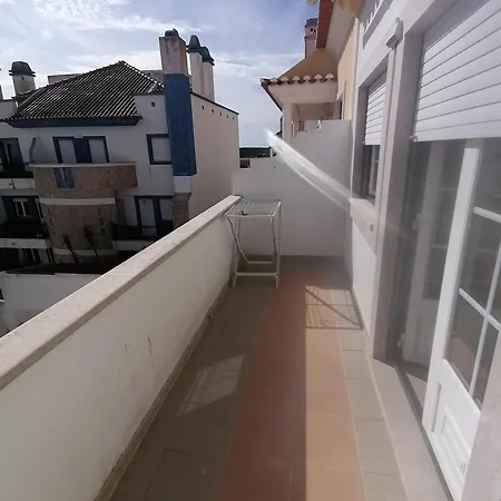 Casa Do Quebrado Tatil Evi Peniche